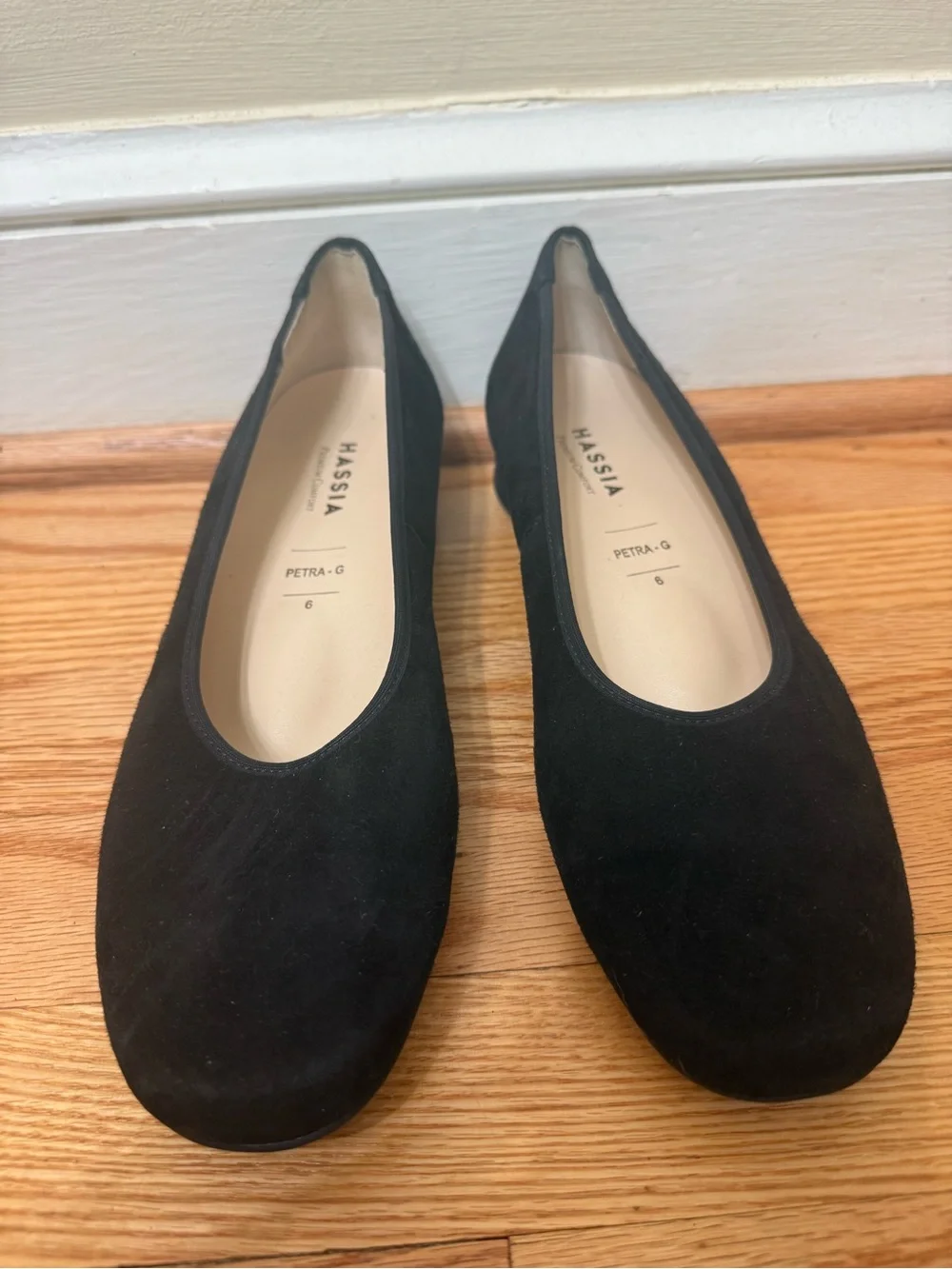 8.5G European Luxury Comfort Wide Width Black Suede Wedge Flat Support Orthotic